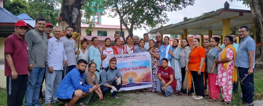 ११औँ अन्तर्राष्ट्रिय योग दिवस: पथरीमा याेग अभ्यास र वृक्षरोपण 