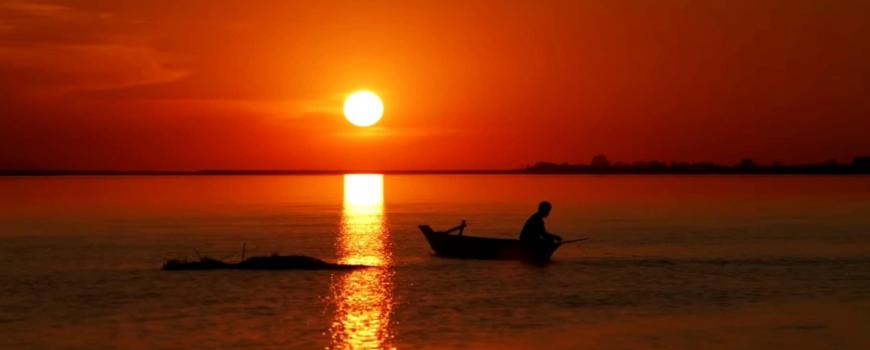 कोशीटप्पुबाट यस्तो देखिन्छ 'रिभरसाइड  सनसेट' (फोटोहरु)