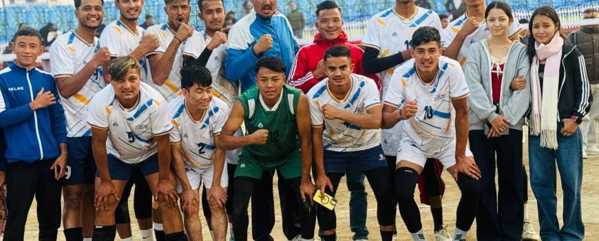 कोसी प्रदेश पालिका स्तरीय भलिबलको उपाधि पांचखपनलाई कोसी प्रदेश पालिका स्तरीय भलिबलको उपाधि पांचखपनलाई