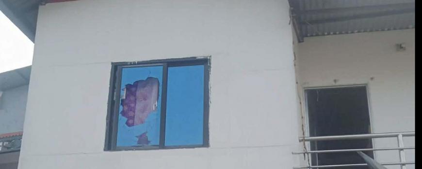  रास्वपाको झापा ५ स्थित कमल गाउँपालिका सम्पर्क कार्यालयमा ढुंगा प्रहार 