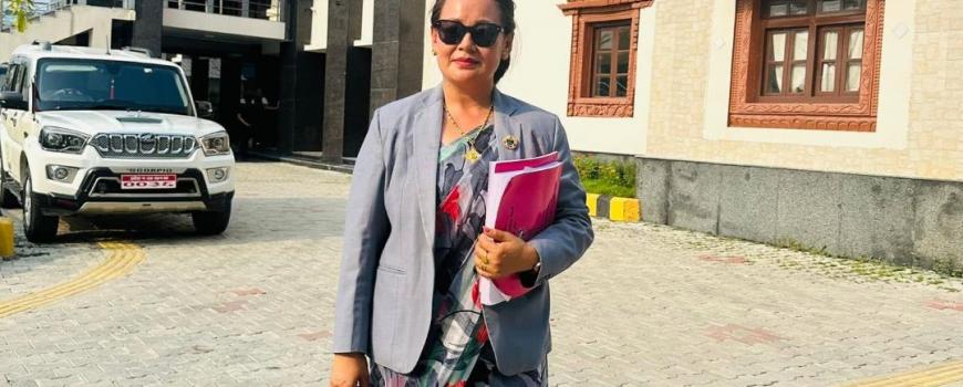 अशोक राईको पार्टीमा सनाखत गरेपछि कोशीकी सांसद निर्मलालाई पदमुक्त गर्ने तयारी अशोक राईको पार्टीमा सनाखत गरेपछि कोशीकी सांसद निर्मलालाई पदमुक्त गर्ने तयारी